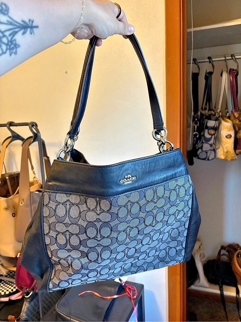 Coach Gallery Tote Shoulder Bag Black Brown